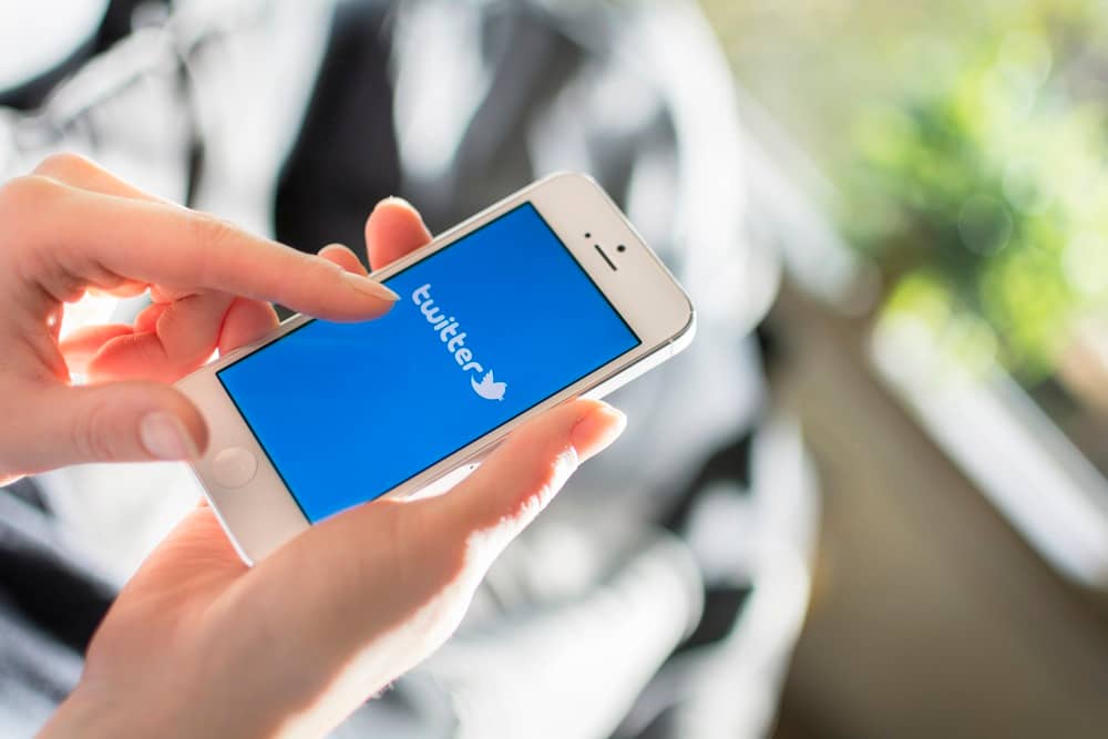 3 Reasons Why B2B Companies Need To Be On Twitter